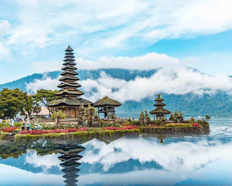 TEMPLE ON BERATAN LAKE